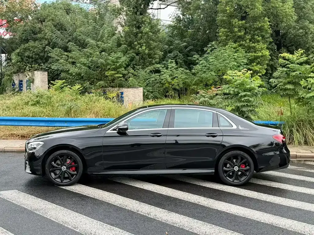 Mercedes-Benz E-Class 2022 из CN, фото 3