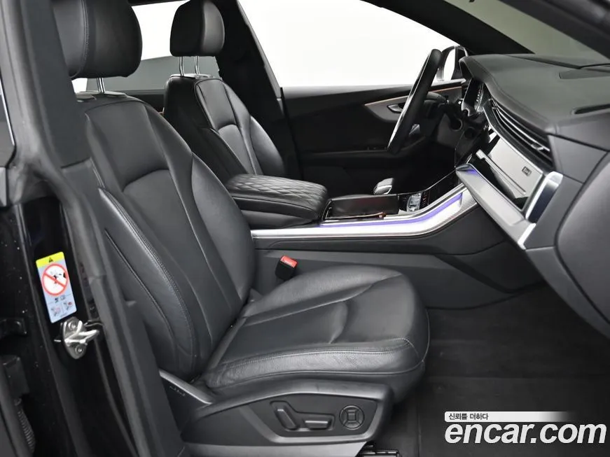Audi Q8 2021 из KR, фото 10