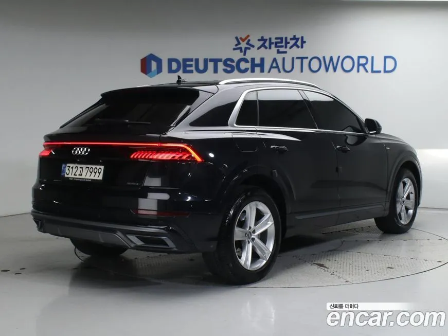 Audi Q8 2021 из KR, фото 2