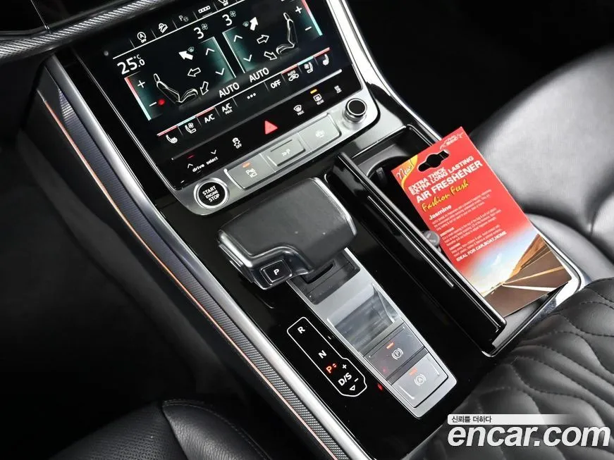 Audi Q8 2021 из KR, фото 9