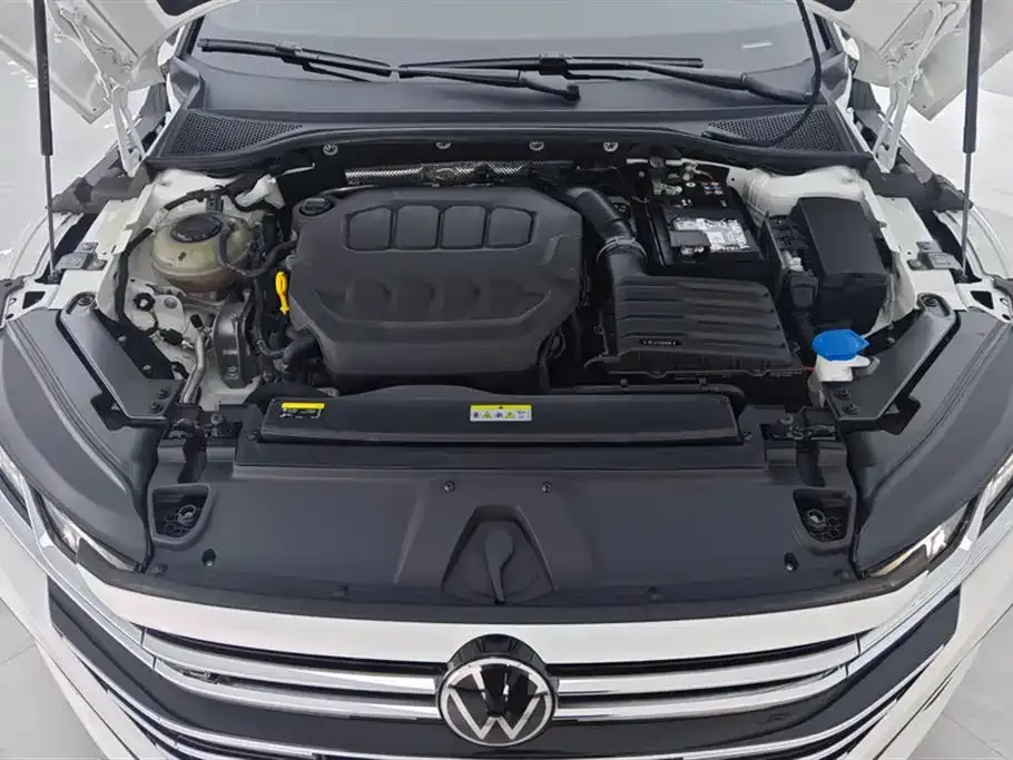 Volkswagen CC 2024 из CN, фото 10