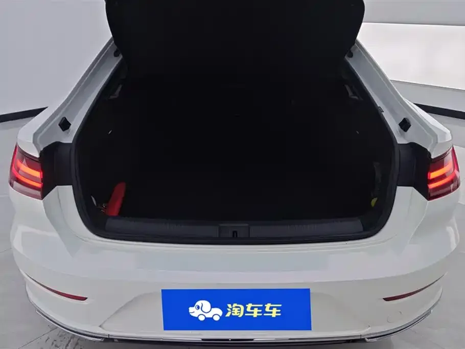Volkswagen CC 2024 из CN, фото 4