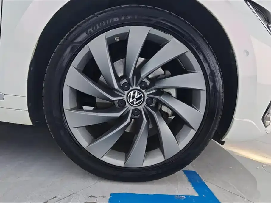 Volkswagen CC 2024 из CN, фото 6