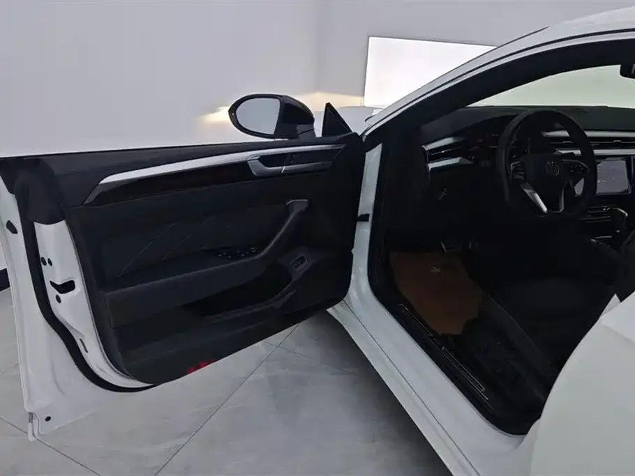 Volkswagen CC 2024 из CN, фото 7