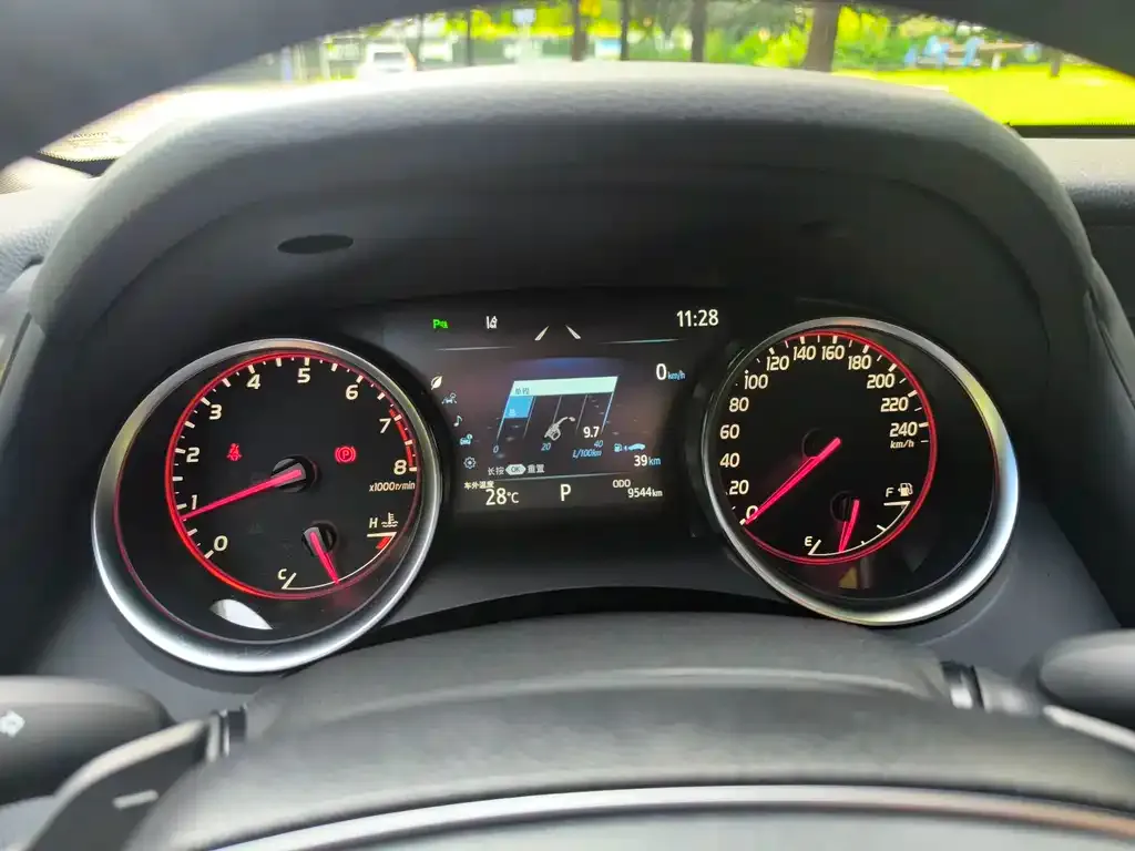 Toyota Camry 2022 из CN, фото 10