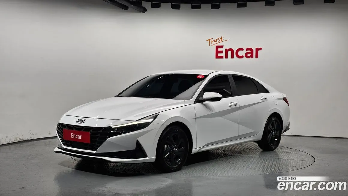 Hyundai AVANTE 2023 из KR, фото 1