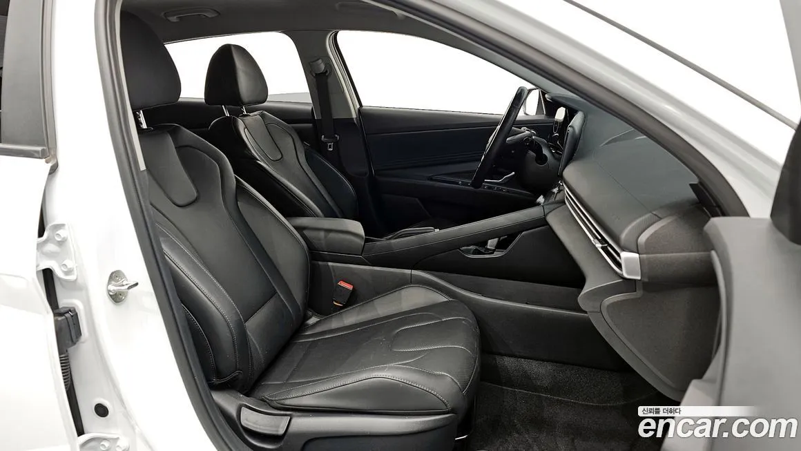 Hyundai AVANTE 2023 из KR, фото 10