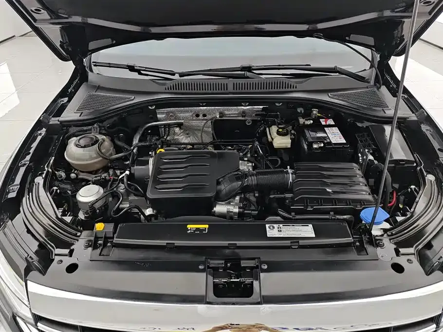 Volkswagen Lavida 2023 из CN, фото 10