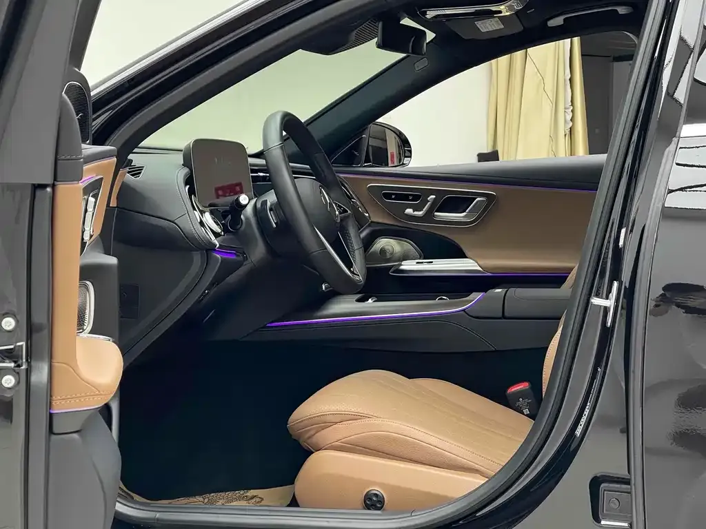 Mercedes-Benz E-Class 2024 из CN, фото 5
