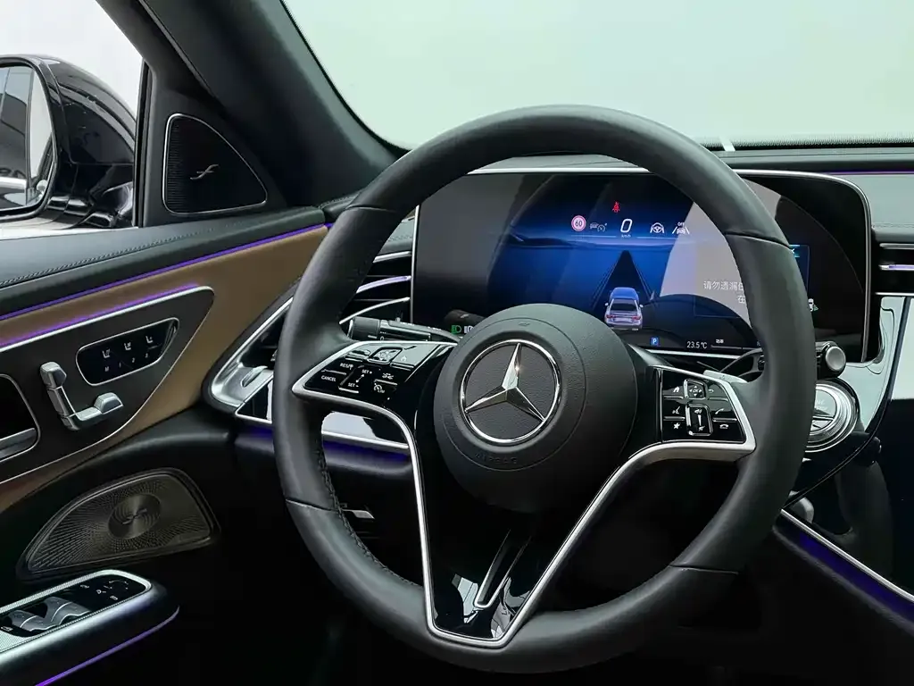Mercedes-Benz E-Class 2024 из CN, фото 8