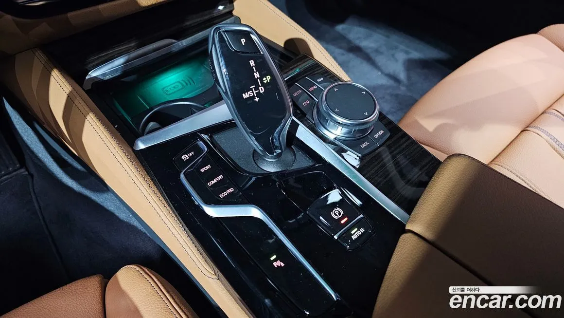 BMW 5-Series 2023 из KR, фото 9