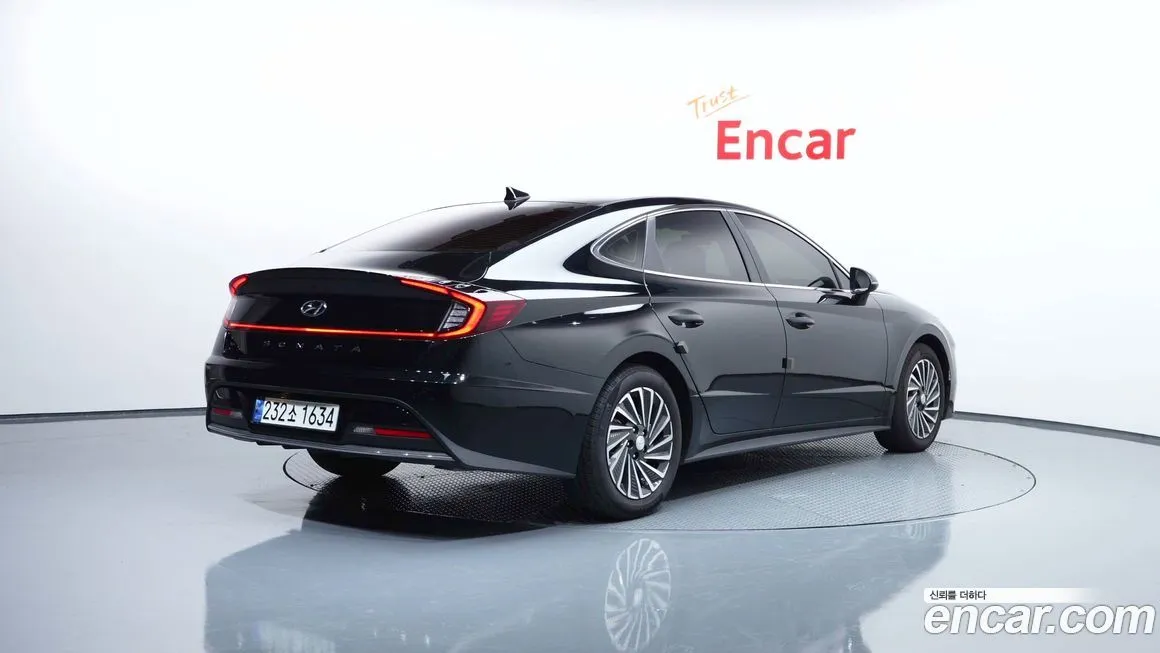 Hyundai Sonata 2021 из KR, фото 2