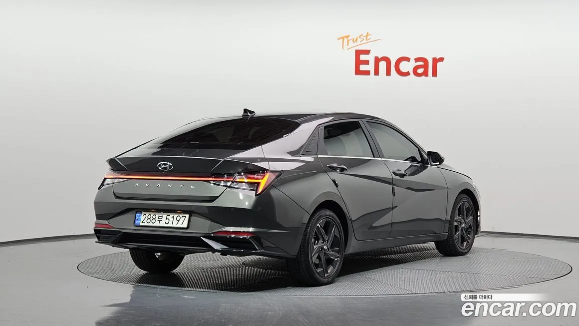 Hyundai AVANTE — фото 2