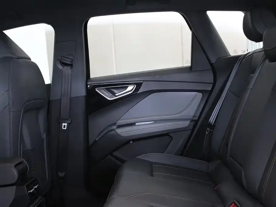 Audi Q4 e-tron 2024 из CN, фото 7