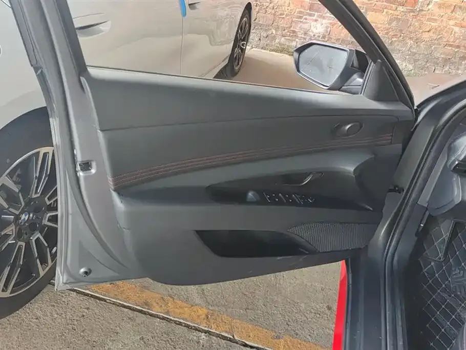 Hyundai Elantra 2024 из CN, фото 7