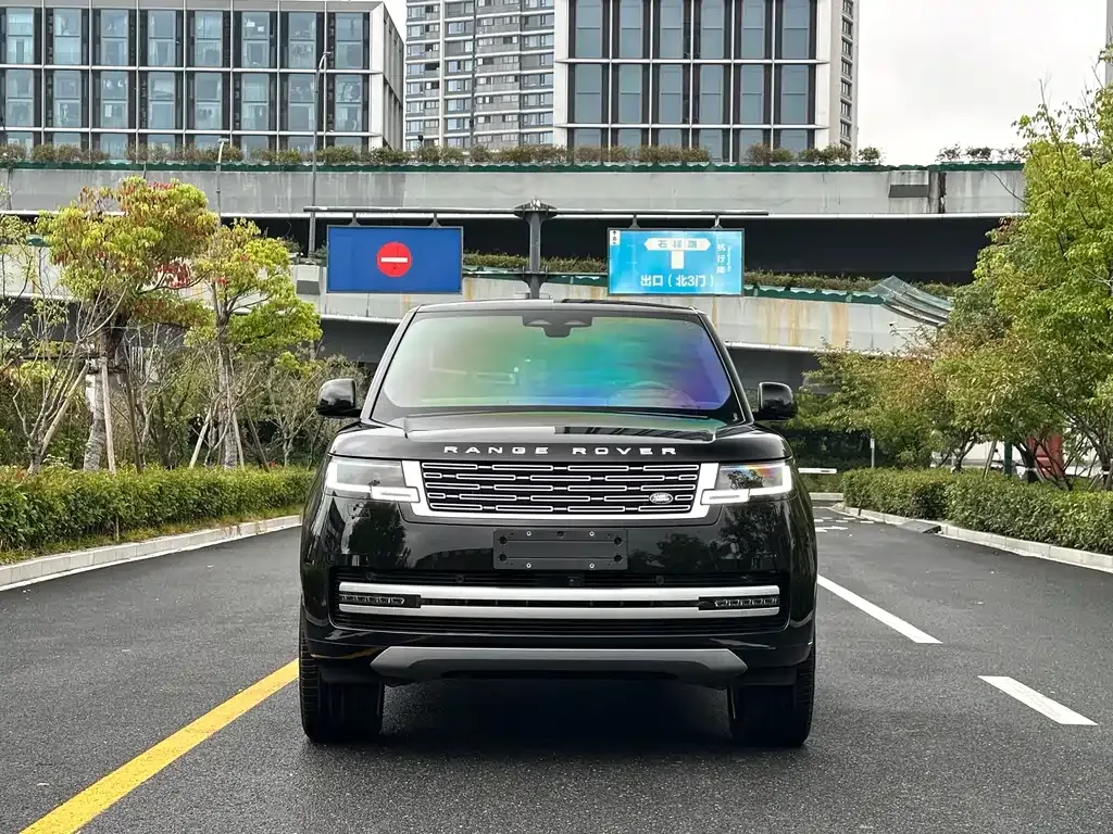 Land Rover Range Rover 2024 из CN, фото 2