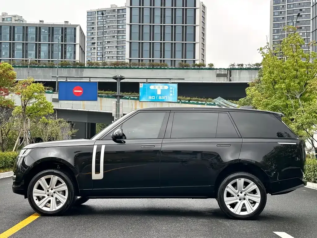 Land Rover Range Rover 2024 из CN, фото 4