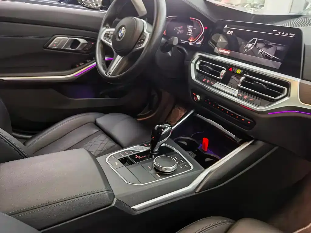 BMW 3 Series 2021 из CN, фото 8