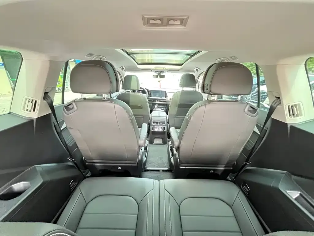 Volkswagen Talagon 2022 из CN, фото 7