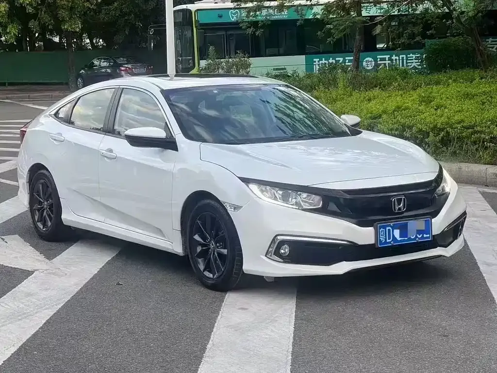 Honda Civic 2021 из CN, фото 3