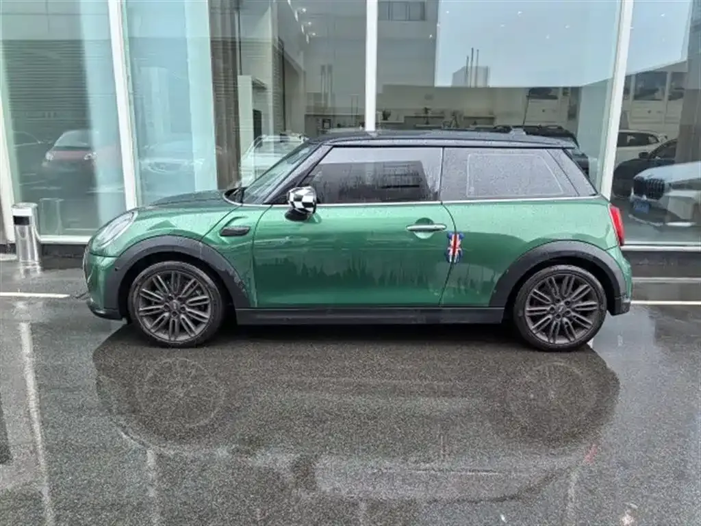 MINI Cooper (3-door) 2022 из CN, фото 3