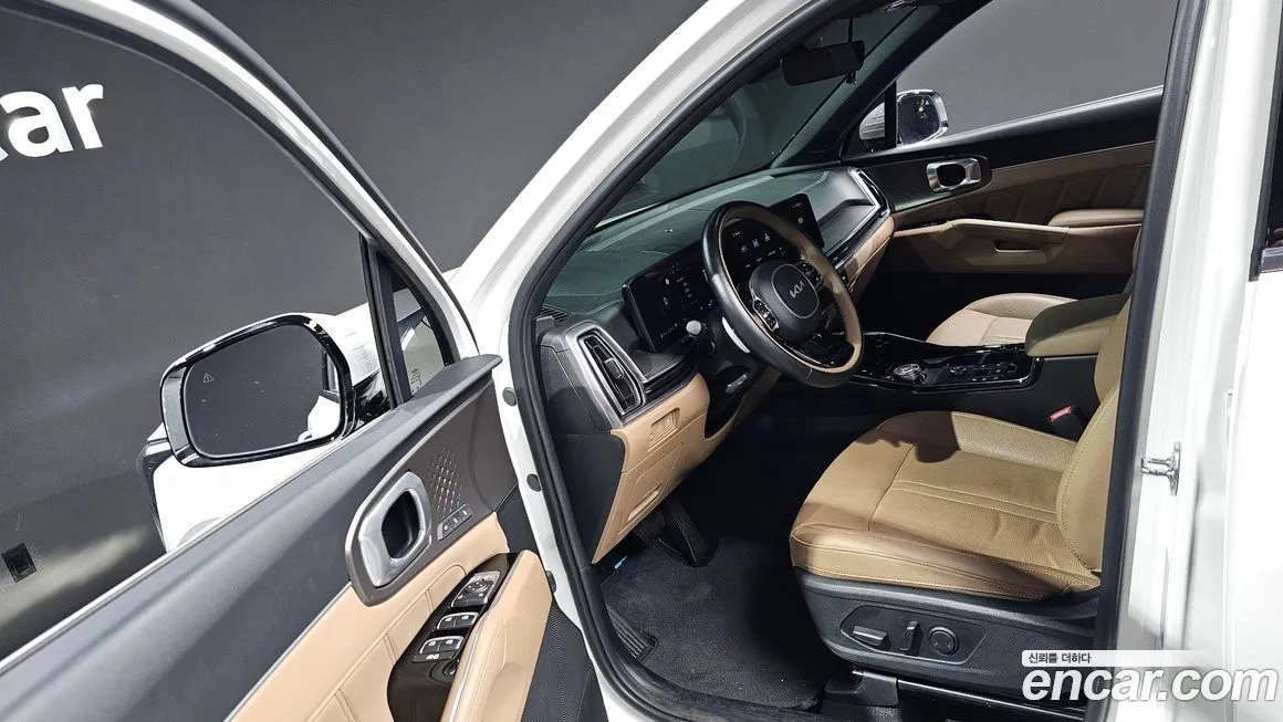 Kia Sorento — фото 10