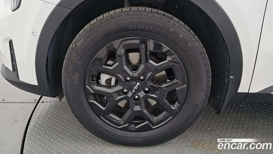 Kia Sorento — фото 5