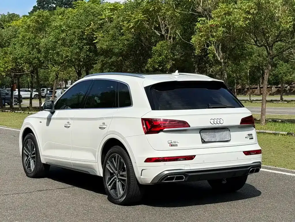 Audi Q5L 2022 из CN, фото 7