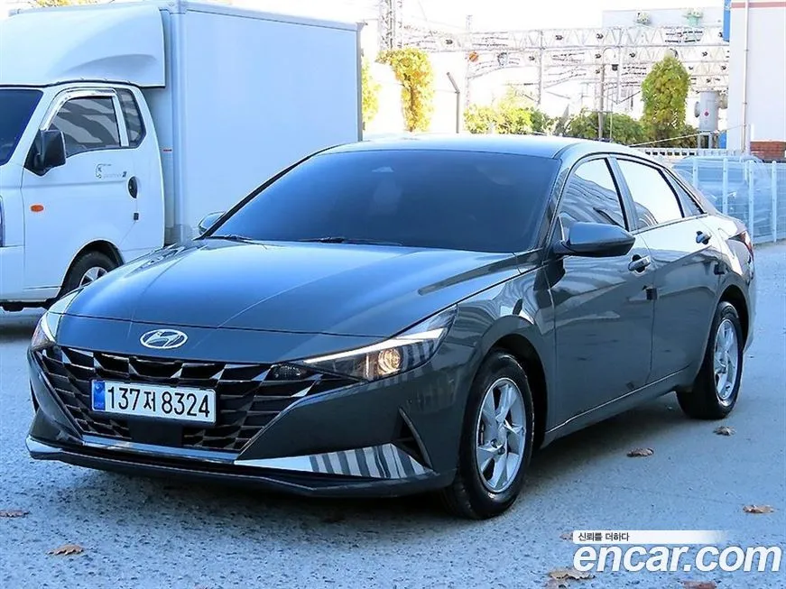 Hyundai AVANTE — фото 1