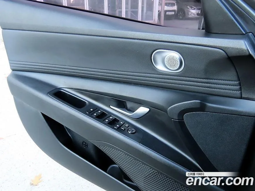 Hyundai AVANTE — фото 10