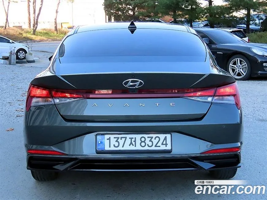 Hyundai AVANTE — фото 3