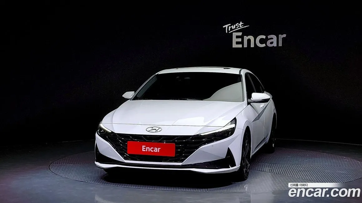 Hyundai AVANTE — фото 3