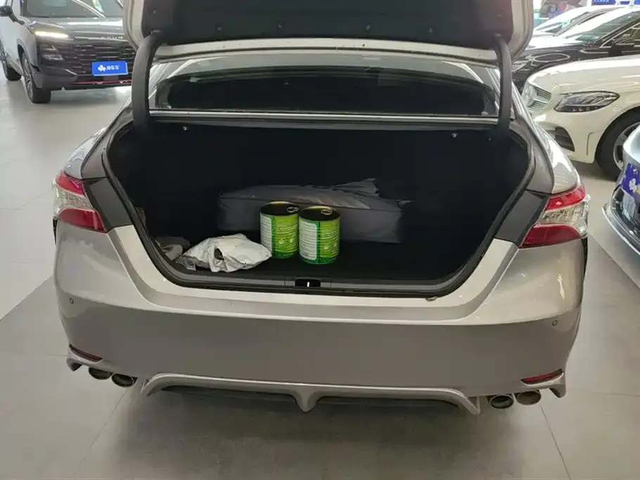 Toyota Camry 2023 из CN, фото 4