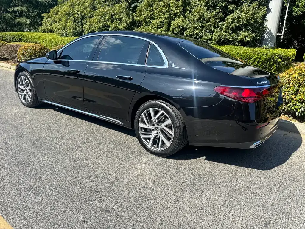 Mercedes-Benz E-Class 2025 из CN, фото 4