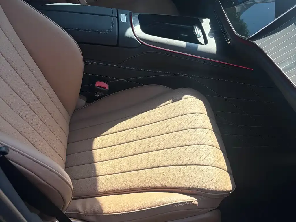 Mercedes-Benz E-Class 2025 из CN, фото 7