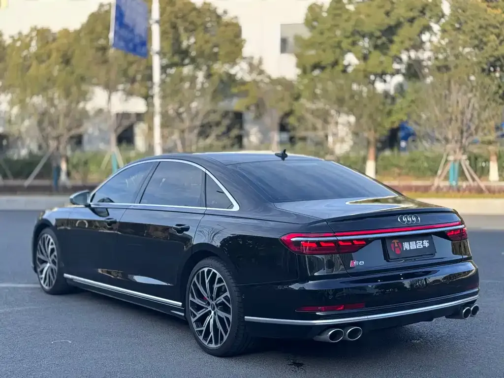 Audi S8 2022 из CN, фото 4