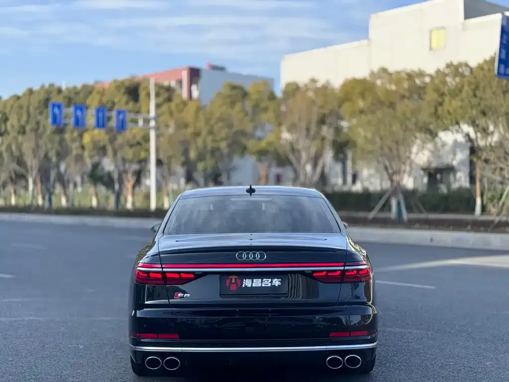Audi S8 2022 из CN, фото 5
