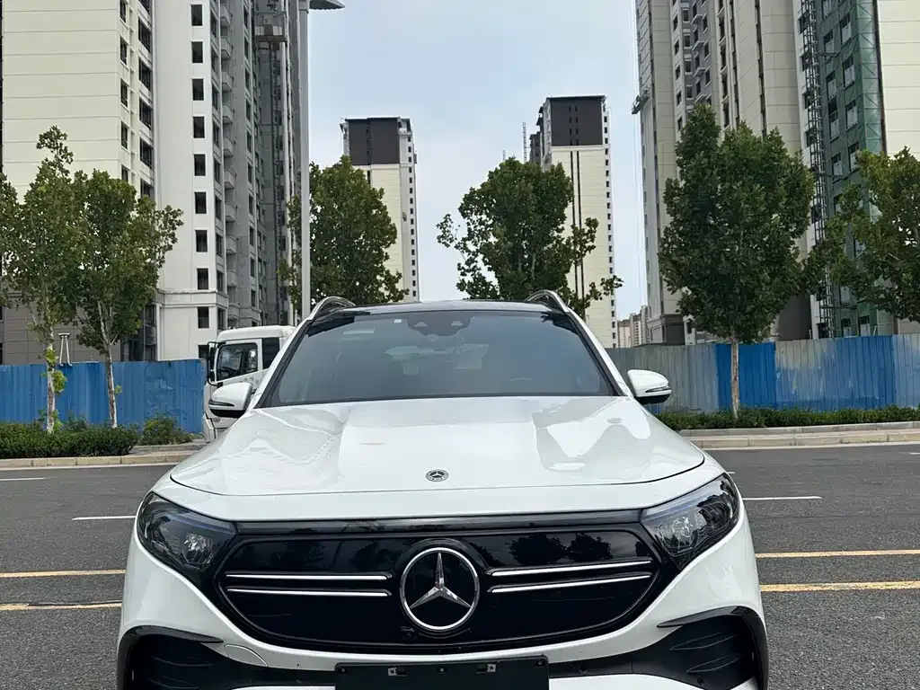 Mercedes-Benz EQB 2023 из CN, фото 2