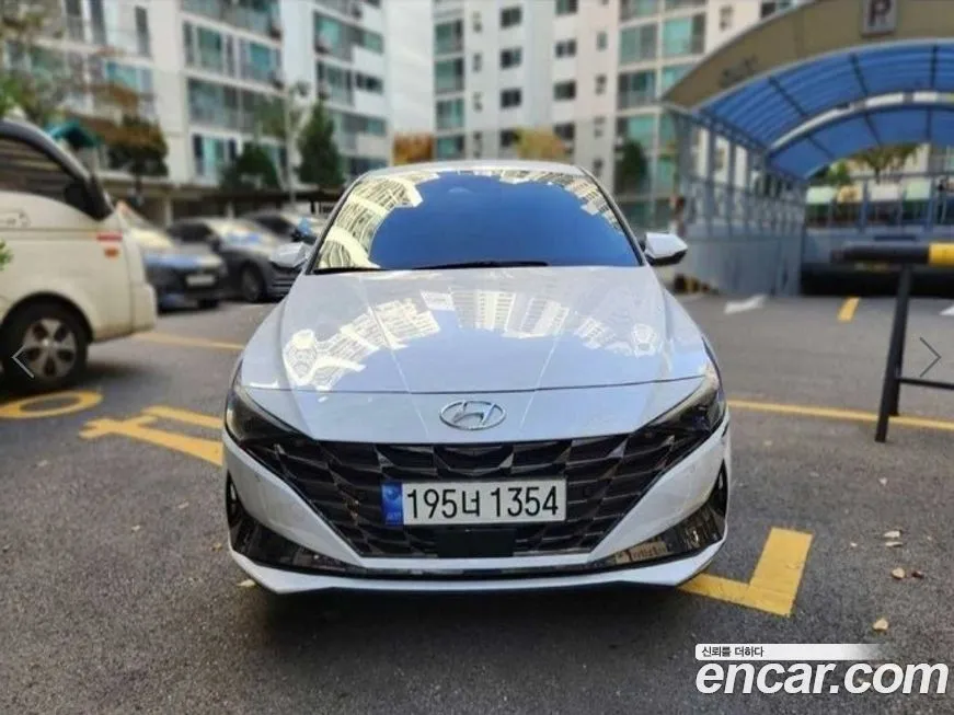Hyundai AVANTE — фото 1