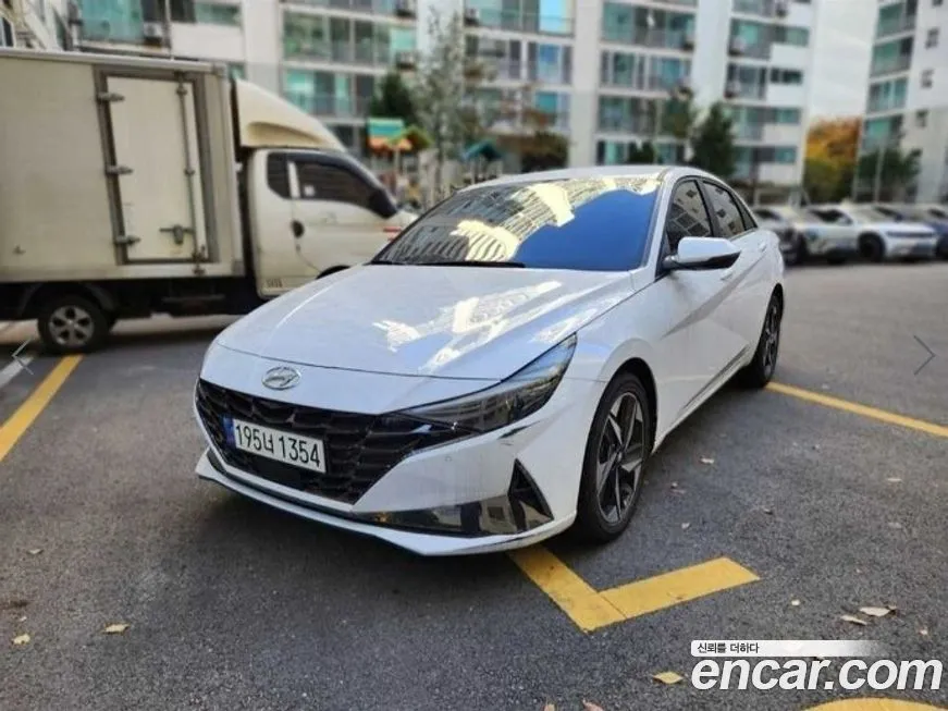 Hyundai AVANTE — фото 2