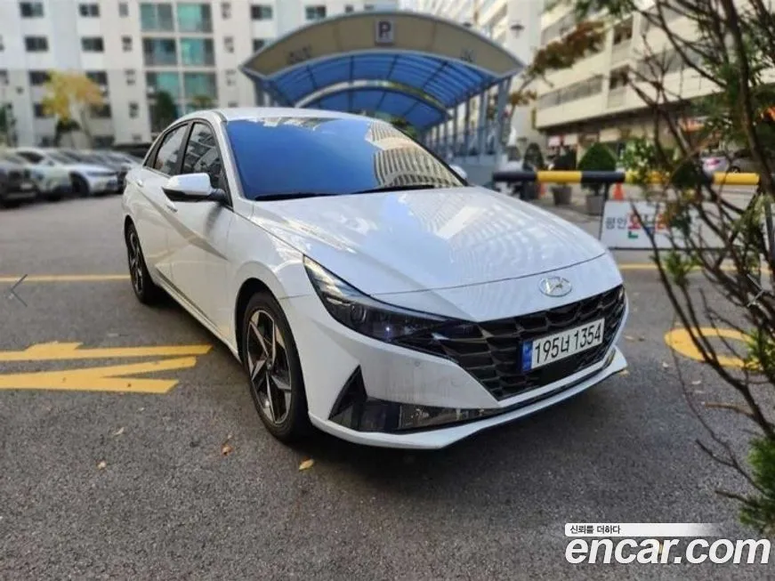 Hyundai AVANTE — фото 3
