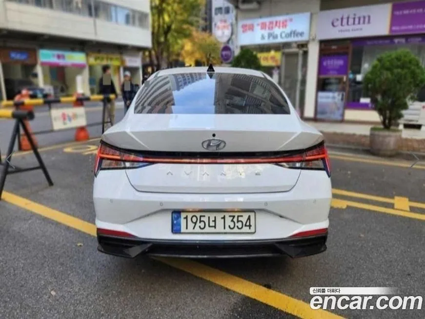 Hyundai AVANTE — фото 4