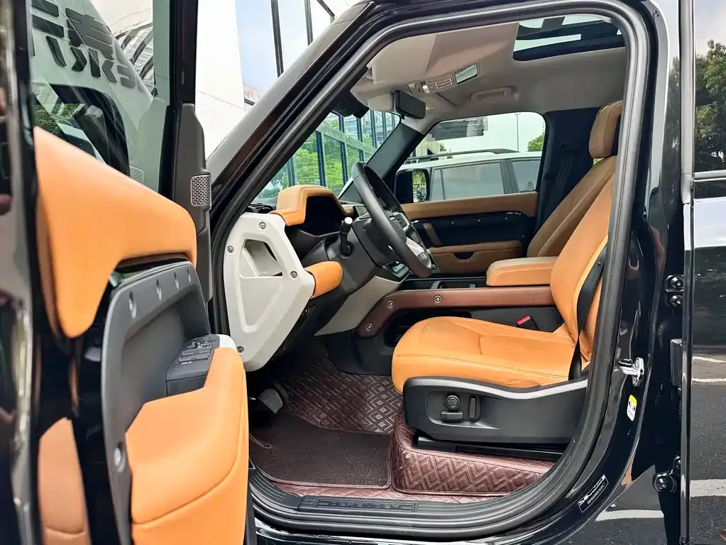 Land Rover Defender 2023 из CN, фото 10