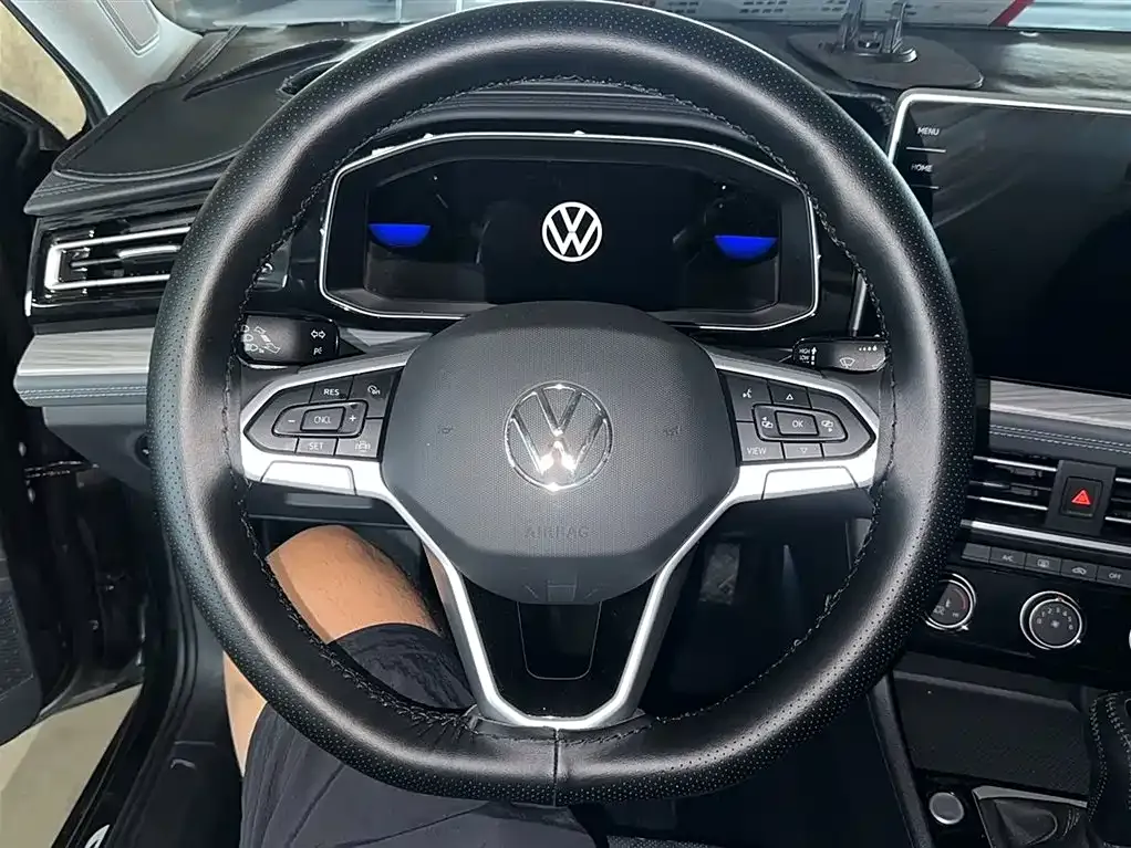 Volkswagen Sagitar 2023 из CN, фото 3