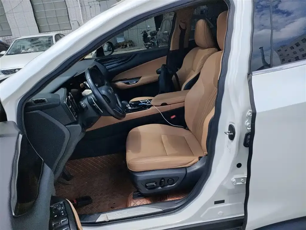Lexus NX 2022 из CN, фото 8