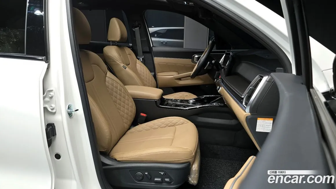 Kia Sorento — фото 10
