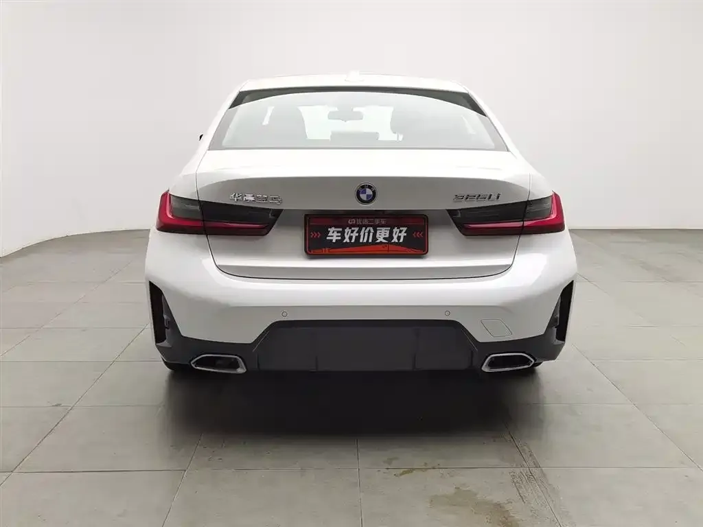 BMW 3 Series 2023 из CN, фото 4