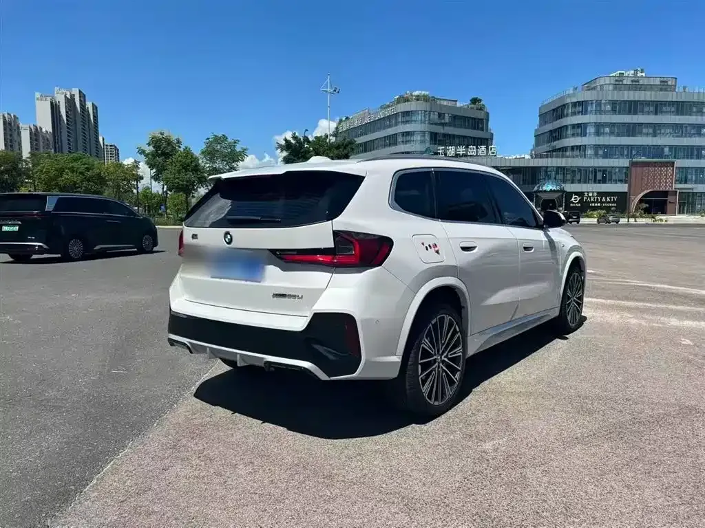 BMW X1 2024 из CN, фото 9