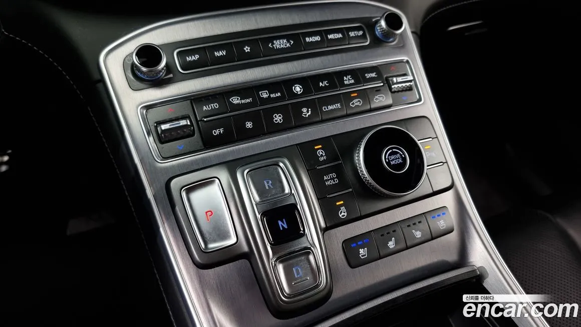 Hyundai Santafe — фото 9