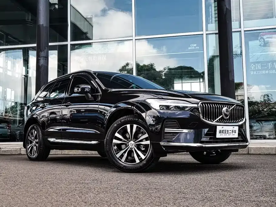 Volvo XC60 — фото 3